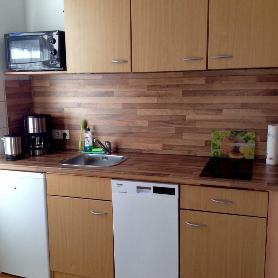 Ferienwohnung Am Schlossparkcenter Шверин Екстериор снимка