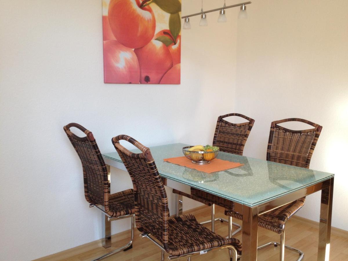 Ferienwohnung Am Schlossparkcenter Шверин Екстериор снимка
