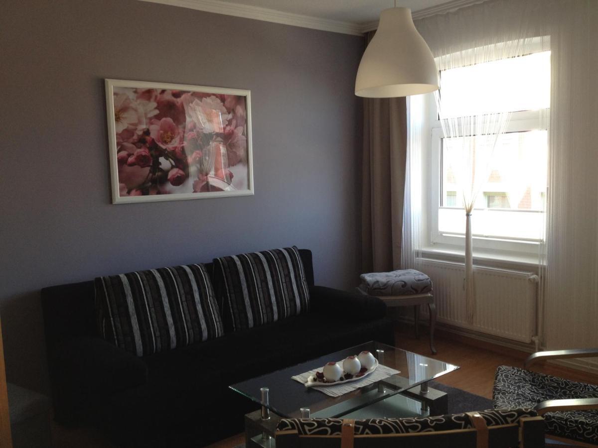 Ferienwohnung Am Schlossparkcenter Шверин Екстериор снимка