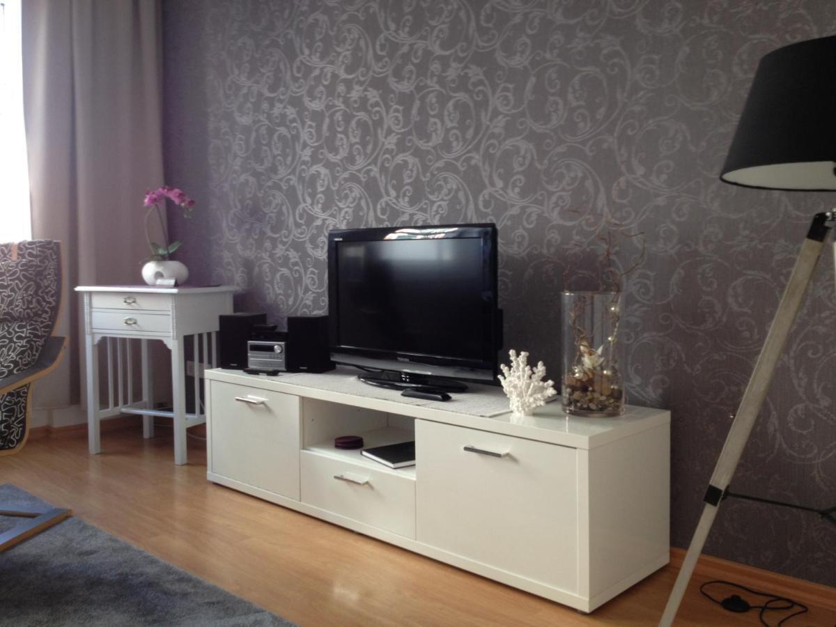 Ferienwohnung Am Schlossparkcenter Шверин Екстериор снимка